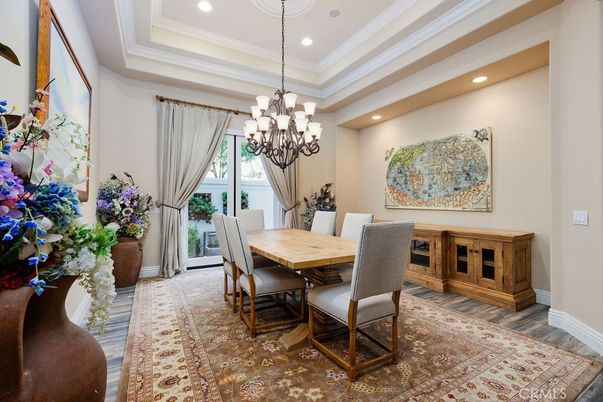 Chandelier, Dining room, Interior, Recessed Lighting, Wood Texture Flooring