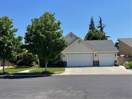 Attached, Exterior, Facade, Ranch