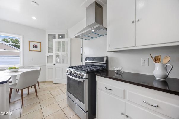 Dining room, Interior, Kitchen, Recessed Lighting, Stainless Steel Appliances