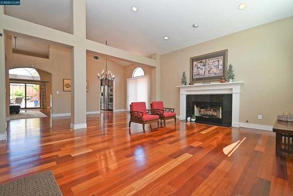 Chandelier, Fireplace, Interior, Recessed Lighting, Wood Texture Flooring