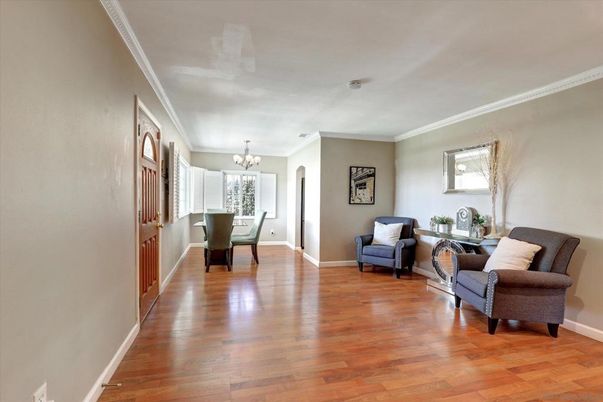 Chandelier, Dining room, Interior, Wood Texture Flooring