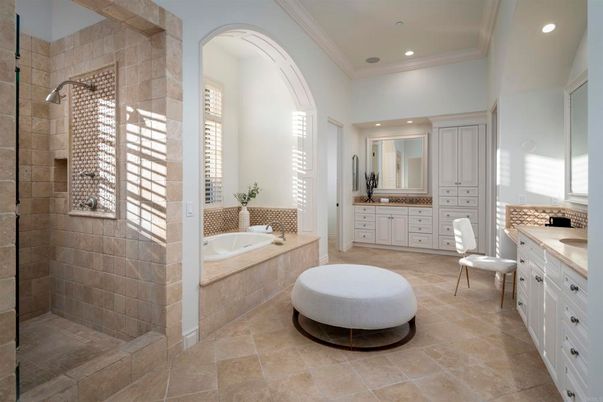 Bathroom, Interior, Recessed Lighting