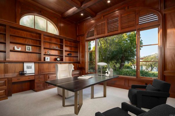 Home Office, Interior, Recessed Lighting, Wooden Beams, Wooden Ceilings, Wooden Walls