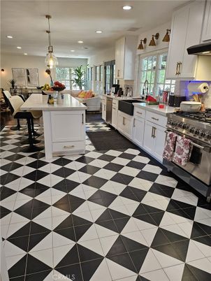 Dining room, Interior, Kitchen, Living room, Pendant Lights, Recessed Lighting, Stainless Steel Appliances