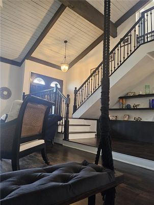 Interior, Pendant Lights, Wood Texture Flooring
