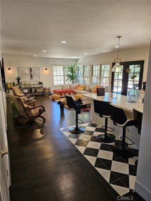 Interior, Living room, Pendant Lights, Recessed Lighting, Wood Texture Flooring