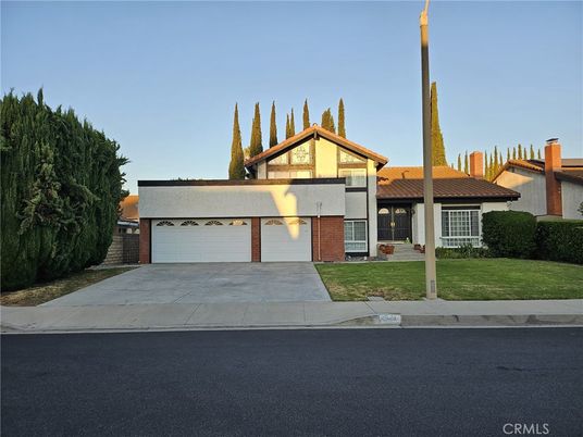 Attached, Exterior, Facade, Spanish Mediterranean