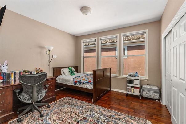 Bedroom, Home Office, Interior, Wood Texture Flooring