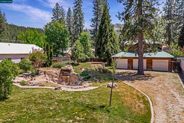 Backyard, Detached Garage, Exterior