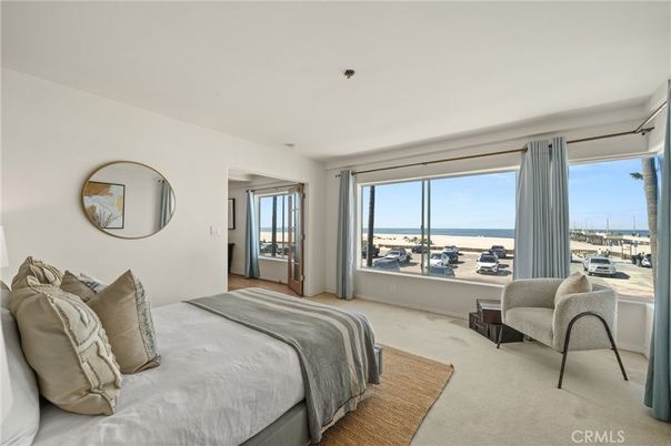 Bedroom, Interior, Water