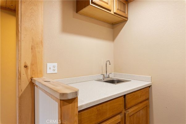 Empty room, Interior, Recessed Lighting, Wooden Beams, Wooden Ceilings, Wood Texture Flooring
