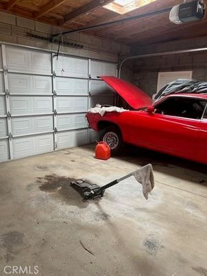 Garage, Interior