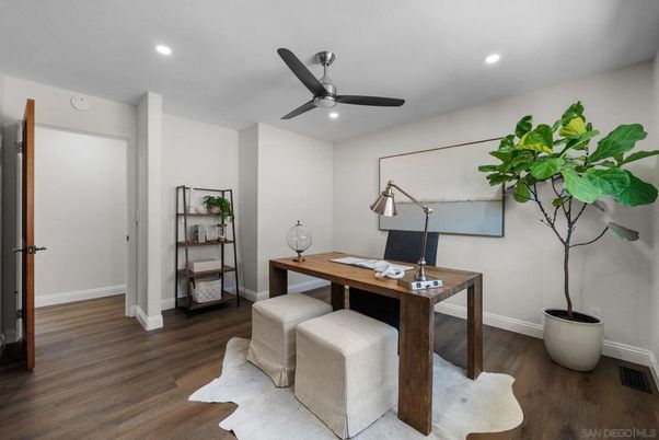 Home Office, Interior, Recessed Lighting, Wood Texture Flooring