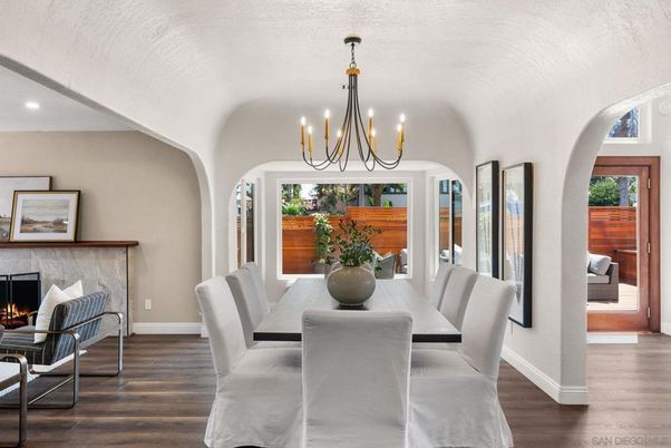 Chandelier, Dining room, Fireplace, Interior, Recessed Lighting, Wood Texture Flooring