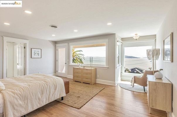 Bedroom, Interior, Recessed Lighting, Water, Wood Texture Flooring