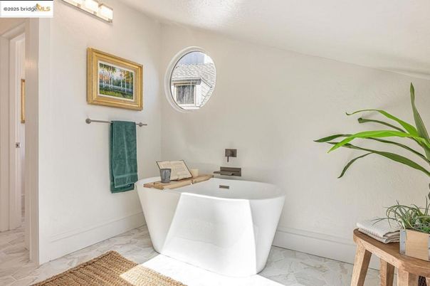Bathroom, Free Standing Baths, Interior, Marble