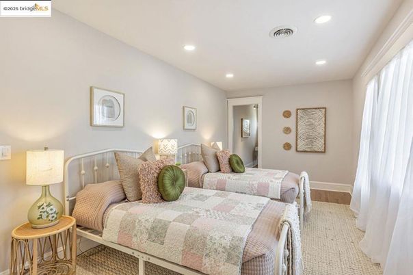Bedroom, Interior, Recessed Lighting