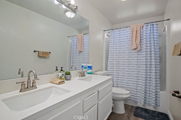 Bathroom, Dual Sink Vanities, Interior, Wood Texture Flooring