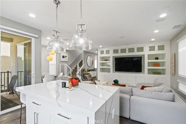 Dining room, Interior, Living room, Pendant Lights, Recessed Lighting, Wood Texture Flooring