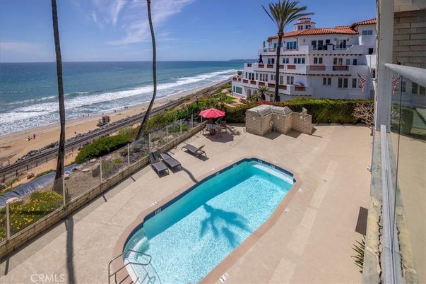 Exterior, Pool, Water