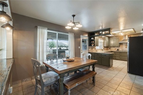 Chandelier, Dining room, Interior, Kitchen