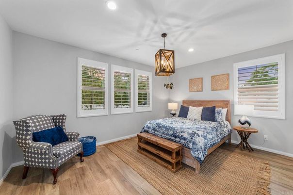 Bedroom, Interior, Pendant Lights, Recessed Lighting, Wood Texture Flooring