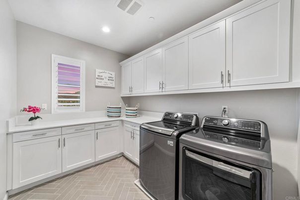 Interior, Recessed Lighting, Washer
