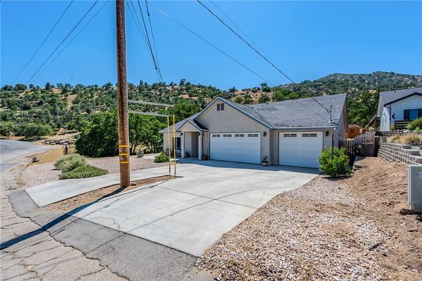 Backyard, Detached Garage, Exterior
