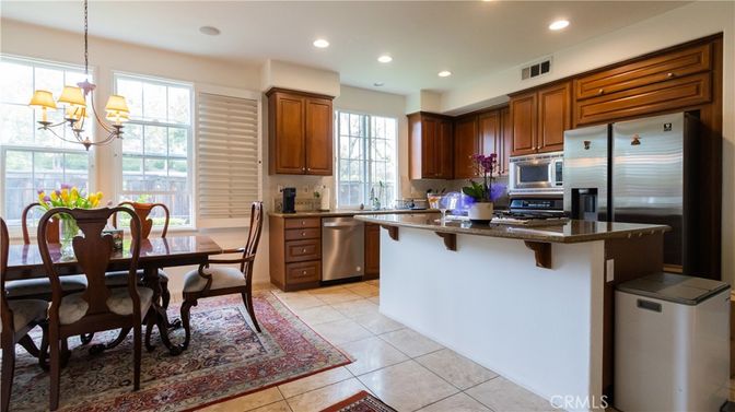 Chandelier, Dining room, Interior, Kitchen, Recessed Lighting, Stainless Steel Appliances