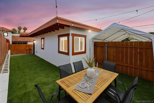 Backyard, Exterior