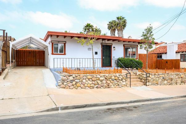 Exterior, Facade, Spanish Mediterranean