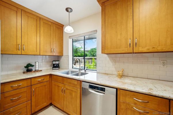 Interior, Kitchen, Pendant Lights
