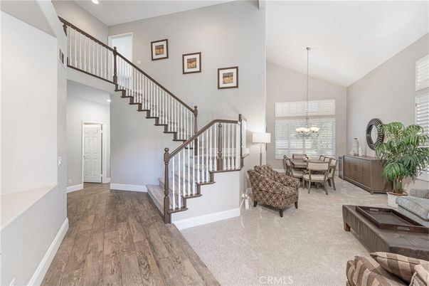 Chandelier, Dining room, Interior, Recessed Lighting, Wood Texture Flooring