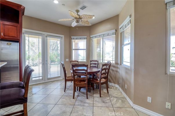 Dining room, Interior, Recessed Lighting