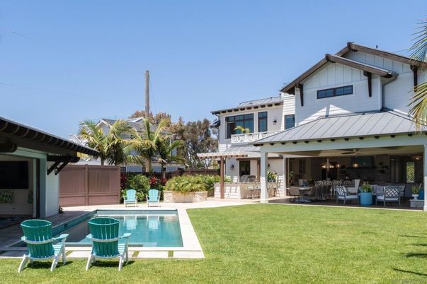 Backyard, Exterior, Pool