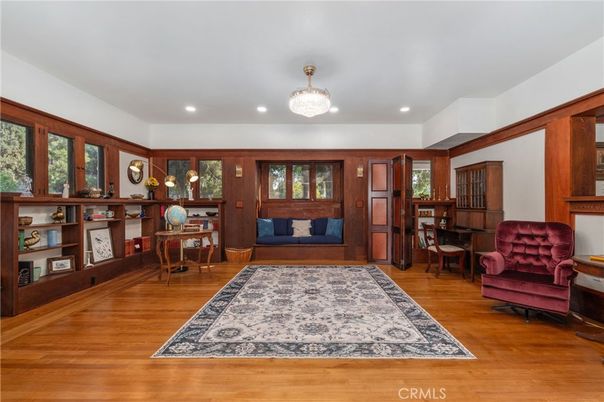 Chandelier, Interior, Recessed Lighting, Wood Texture Flooring