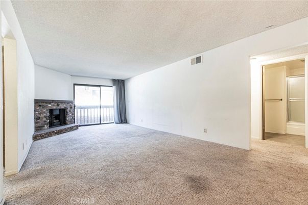 Empty room, Fireplace, Interior