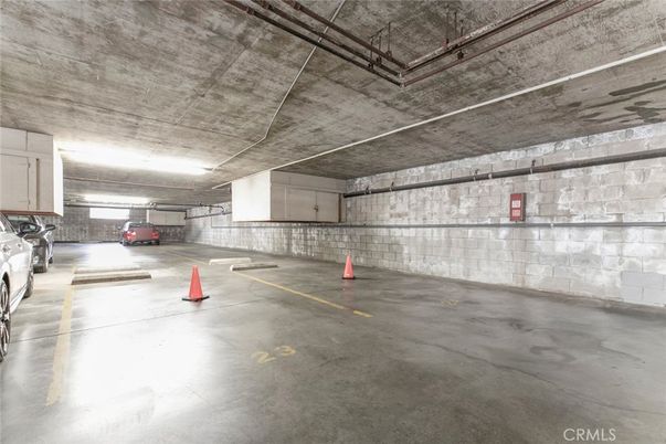 Garage, Interior