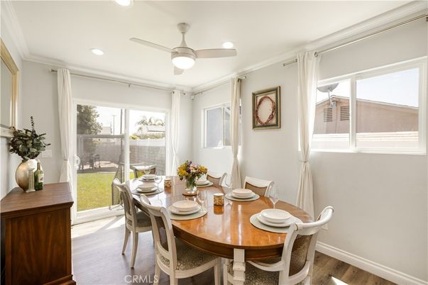 Dining room, Interior, Recessed Lighting, Wood Texture Flooring