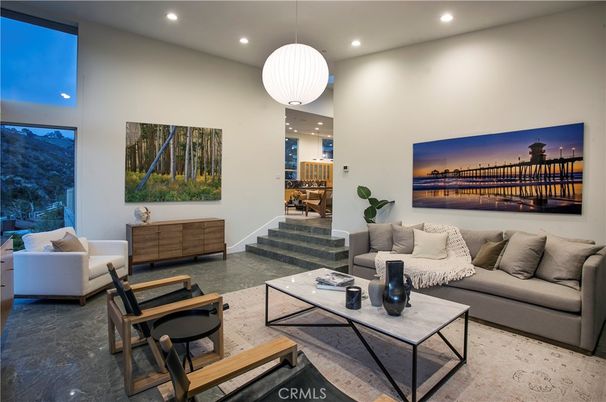 Interior, Living room, Pendant Lights, Recessed Lighting