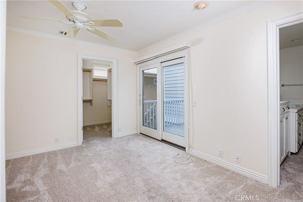 Empty room, Interior, Washer