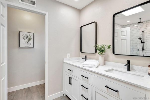 Bathroom, Dual Sink Vanities, Interior, Recessed Lighting, Wood Texture Flooring