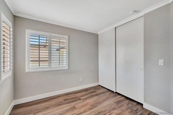 DE Listing image placeholder