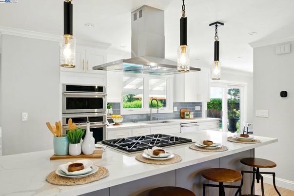 Interior, Kitchen, Pendant Lights, Recessed Lighting, Stainless Steel Appliances