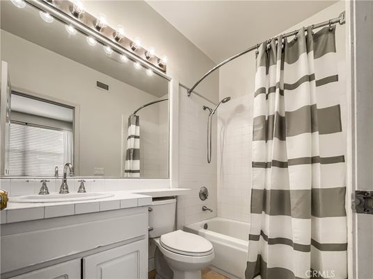 Bathroom, Interior, Tile Countertops