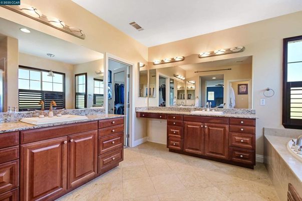 Bathroom, Dual Sink Vanities, Interior