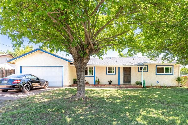 Attached, Backyard, Exterior, Facade, Ranch