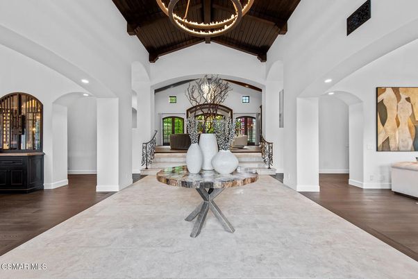 Chandelier, Interior, Recessed Lighting, Wooden Beams, Wood Texture Flooring