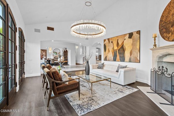 Fireplace, Interior, Living room, Pendant Lights, Recessed Lighting, Wood Texture Flooring