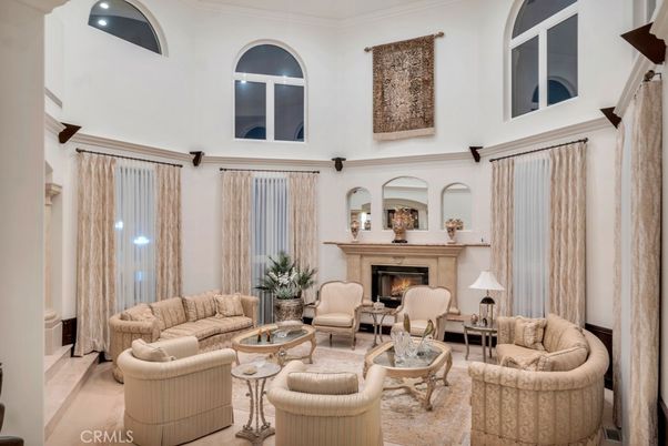 Fireplace, Interior, Living room, Recessed Lighting